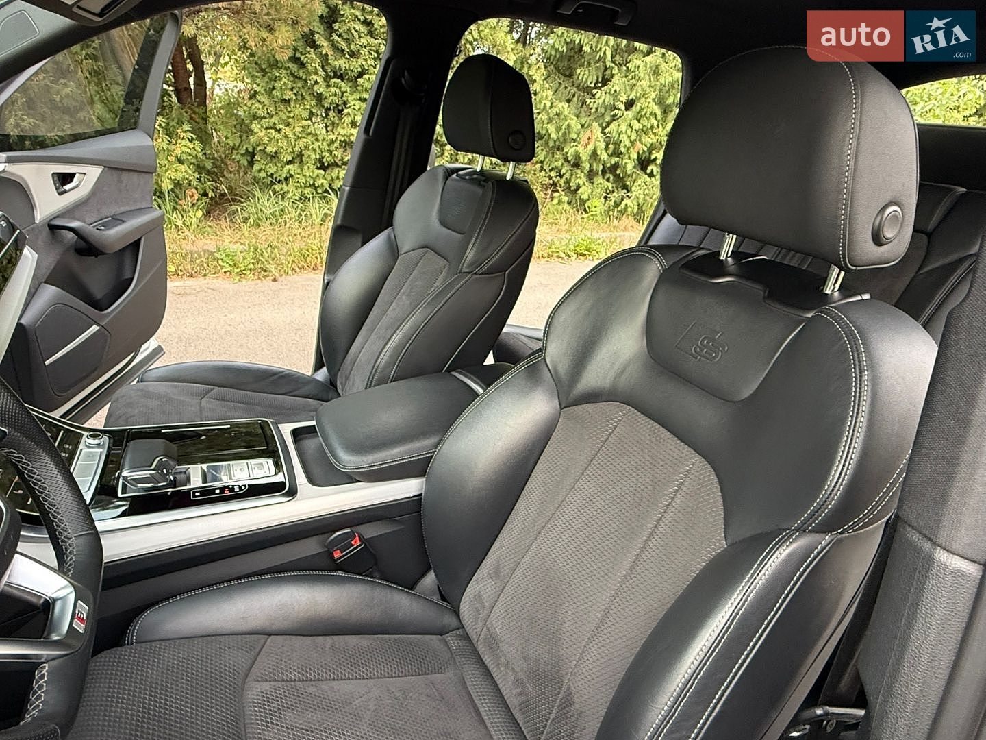 Audi Q7 2021 VIN WAUZZZ4M8ND009881 фото оголошення 38 з 94