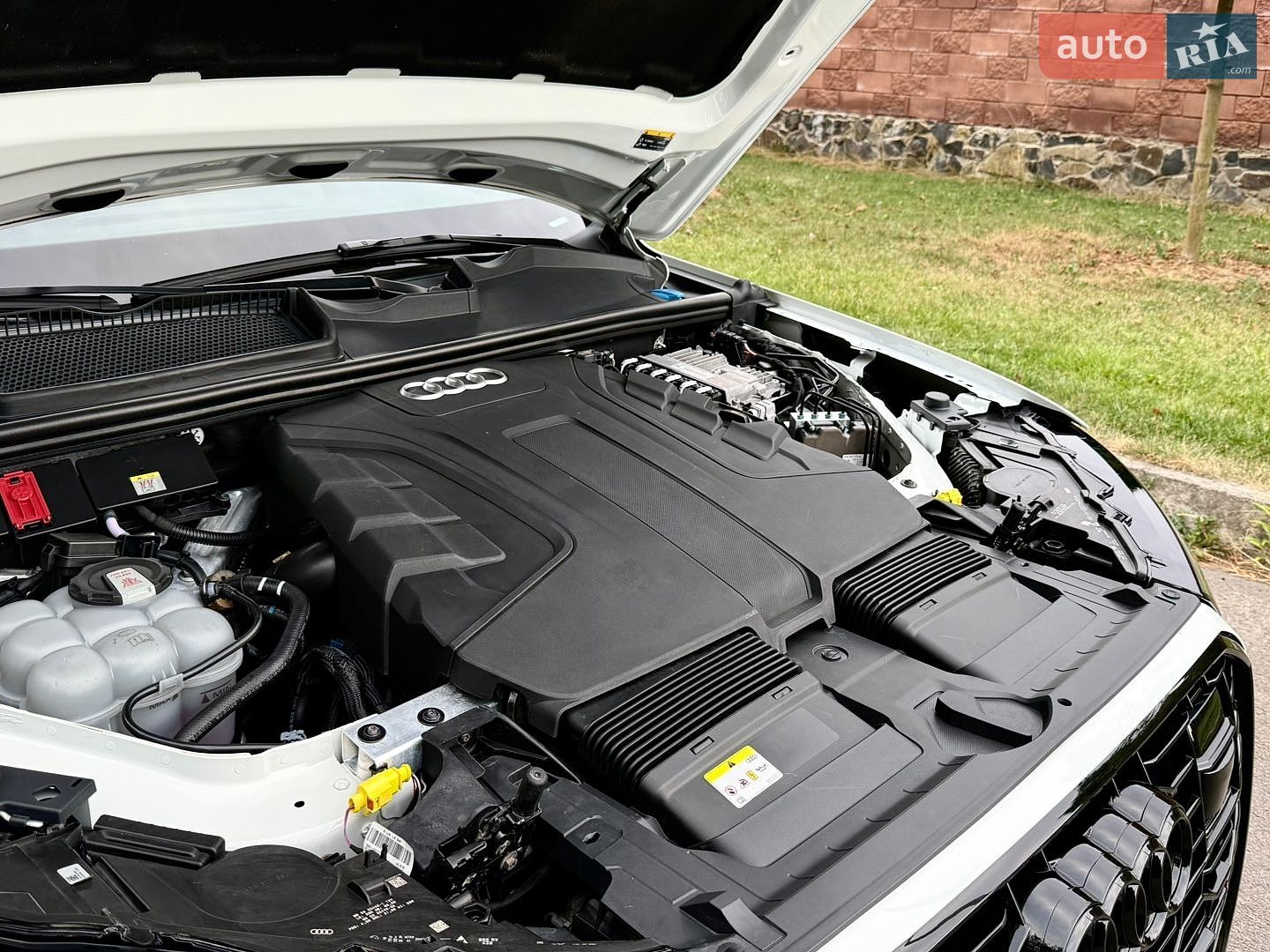 Audi Q7 2021 VIN WAUZZZ4M8ND009881 фото оголошення 93 з 94