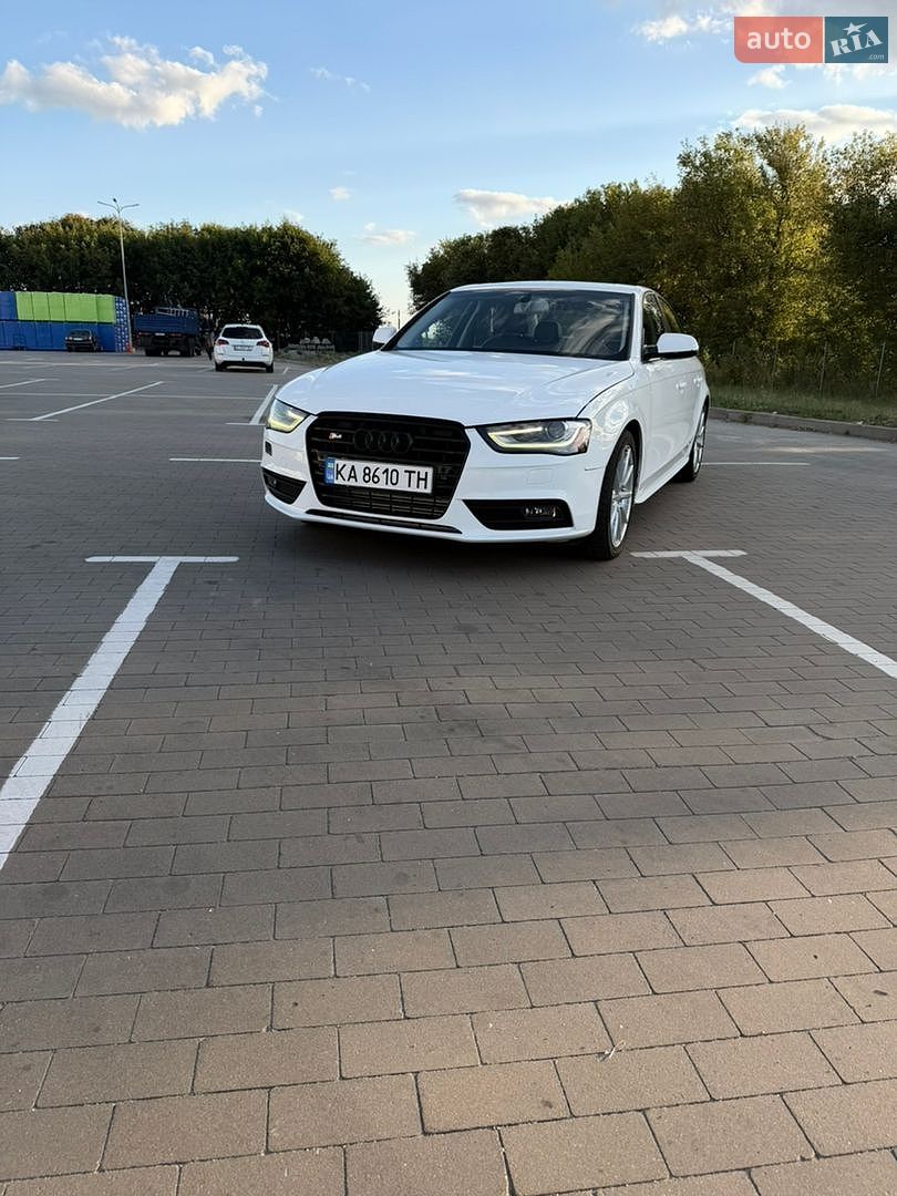Audi A4 2015 VIN WAUAFAFL6GN003425 фото оголошення 4 з 82