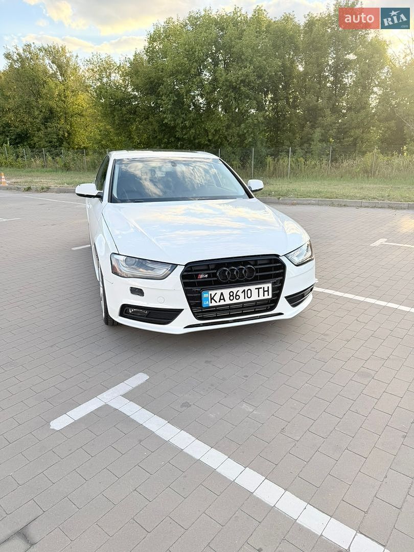 Audi A4 2015 VIN WAUAFAFL6GN003425 фото оголошення 36 з 82