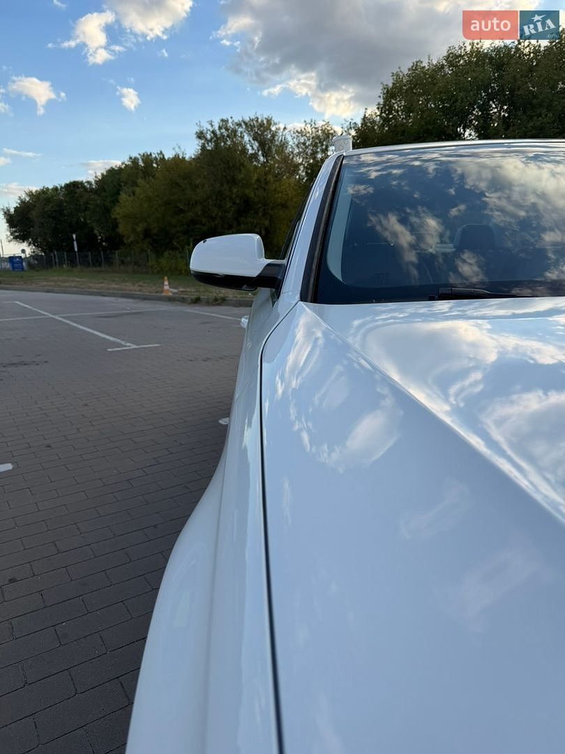Audi A4 2015 VIN WAUAFAFL6GN003425 фото оголошення 46 з 82
