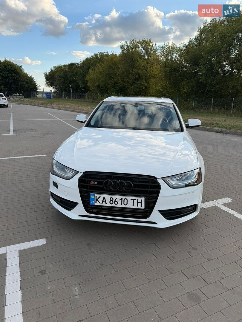Audi A4 2015 VIN WAUAFAFL6GN003425 фото оголошення 40 з 82