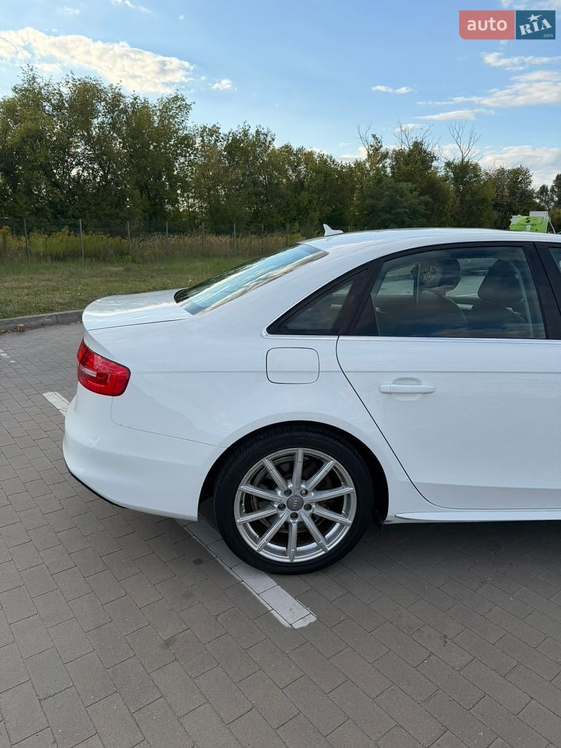 Audi A4 2015 VIN WAUAFAFL6GN003425 фото оголошення 17 з 82