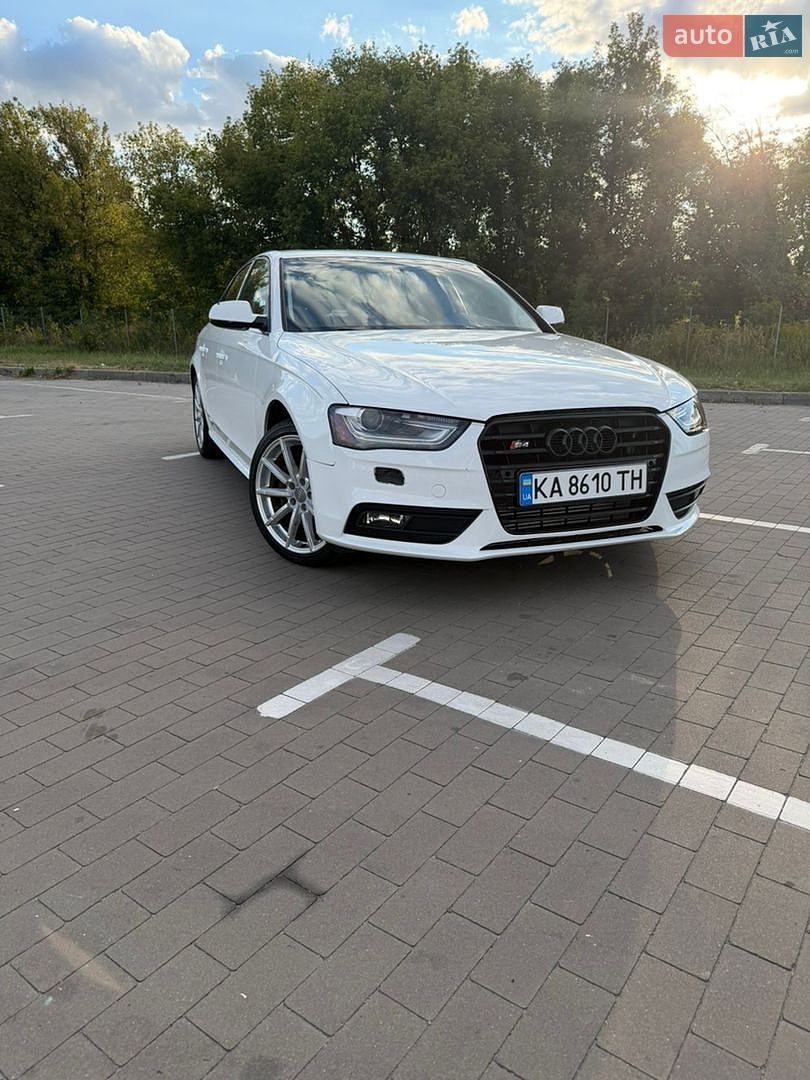 Audi A4 2015 VIN WAUAFAFL6GN003425 фото оголошення 14 з 82