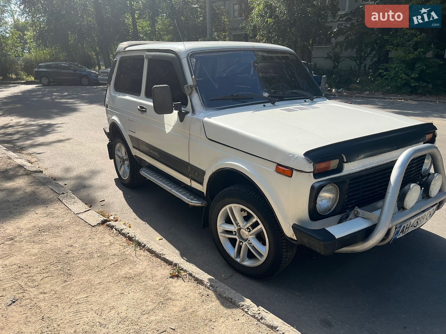 ВАЗ / Lada 2121 Нива 1993 VIN XTA212100P1011581 фото оголошення 6 з 10