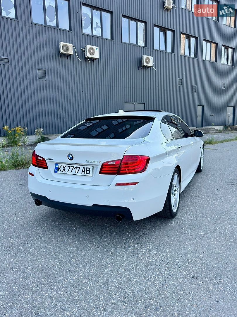 BMW 5 Series 2015 VIN WBA5B3C54FD548865 фото оголошення 7 з 26