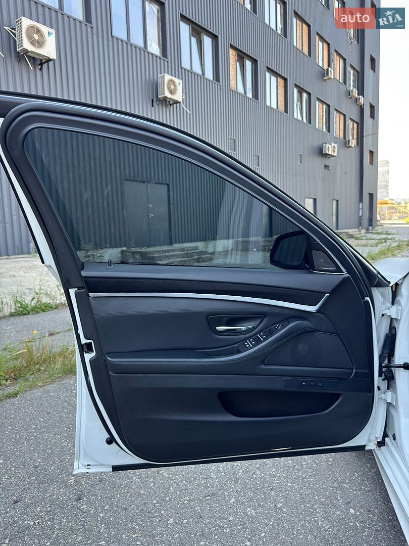 BMW 5 Series 2015 VIN WBA5B3C54FD548865 фото оголошення 21 з 26