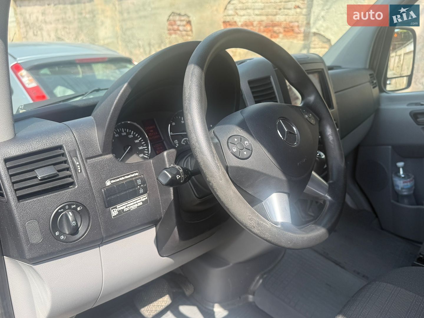Mercedes-Benz Sprinter 2016 VIN WDB9067331P281945 фото оголошення 24 з 28
