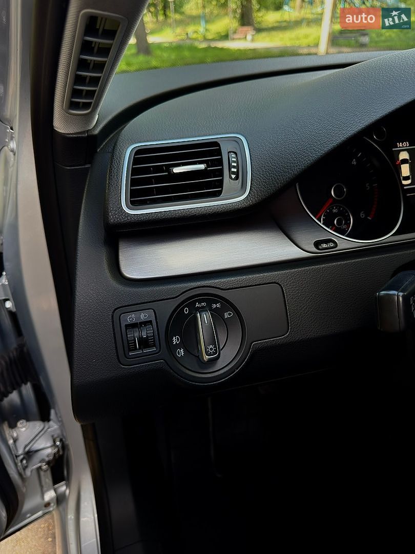 Volkswagen Passat 2014 VIN WVWZZZ3CZEE108139 фото оголошення 22 з 63