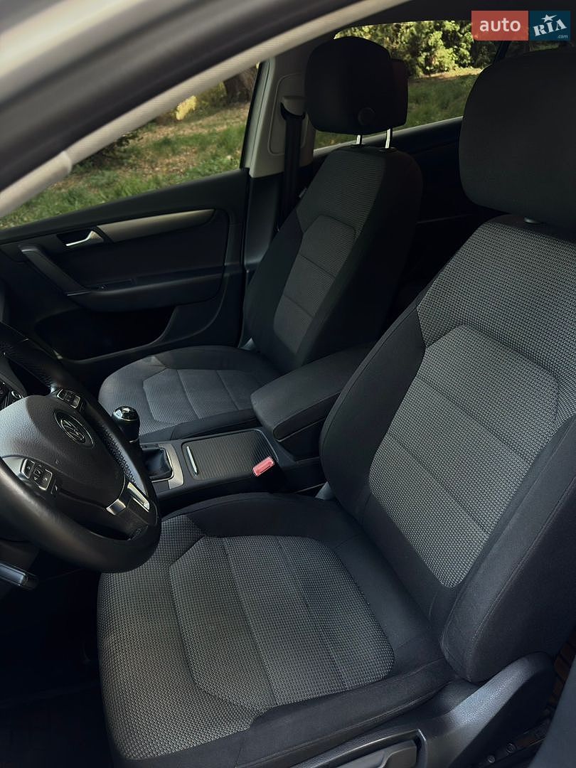 Volkswagen Passat 2014 VIN WVWZZZ3CZEE108139 фото оголошення 21 з 63