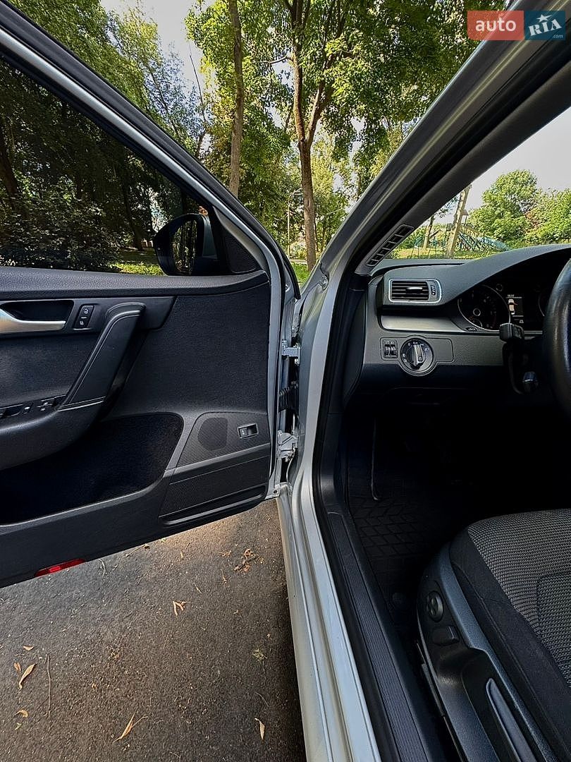 Volkswagen Passat 2014 VIN WVWZZZ3CZEE108139 фото оголошення 60 з 63