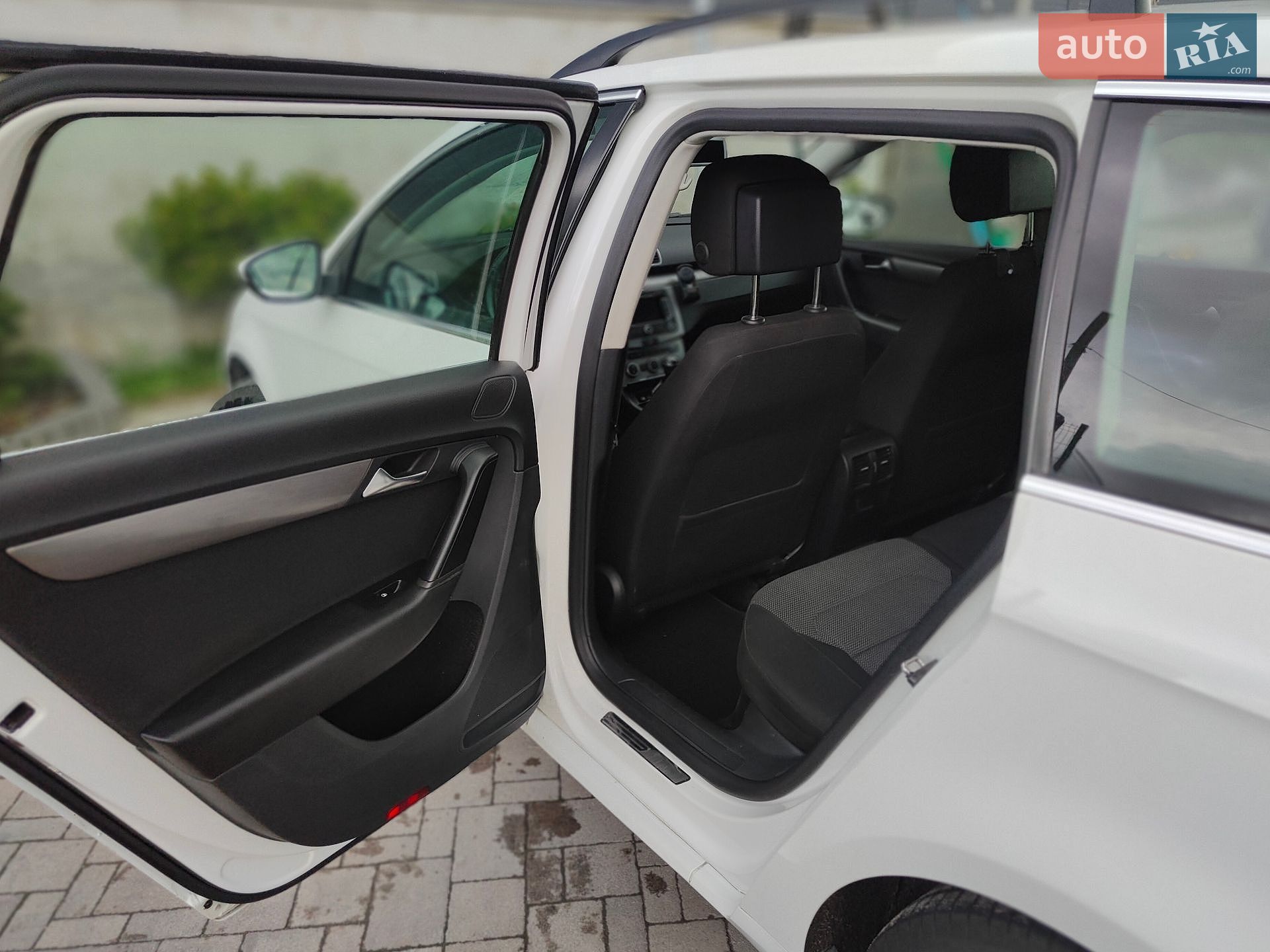 Volkswagen Passat 2012 VIN WVWZZZ3CZDE077684 фото оголошення 16 з 41