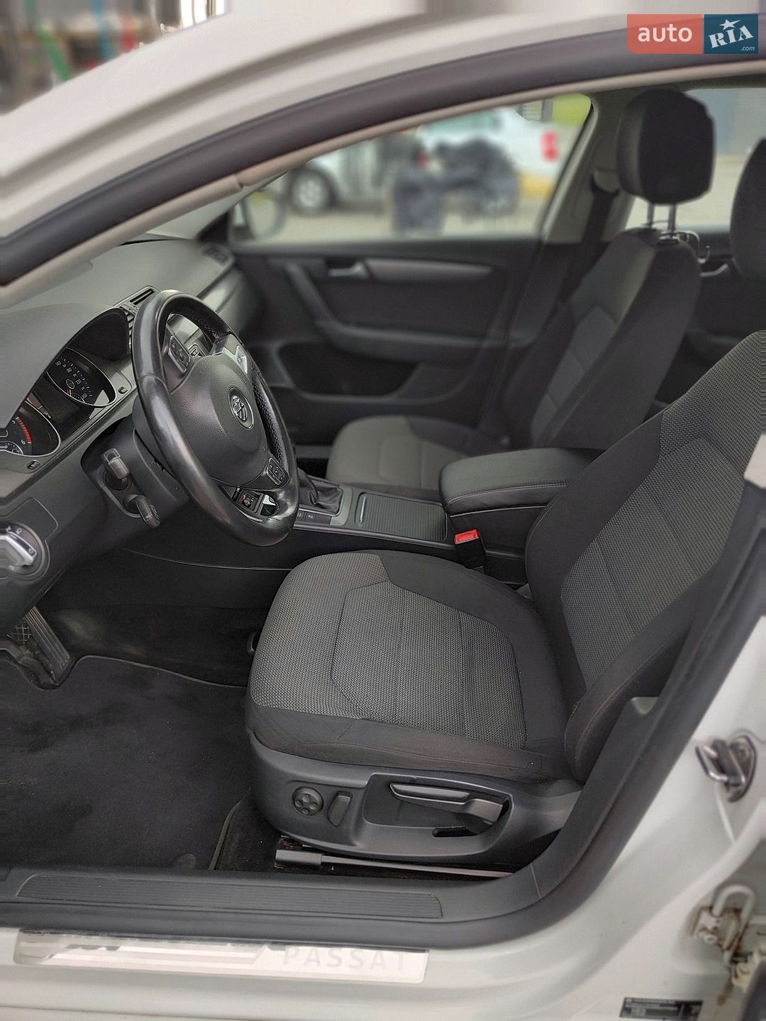 Volkswagen Passat 2012 VIN WVWZZZ3CZDE077684 фото оголошення 27 з 41