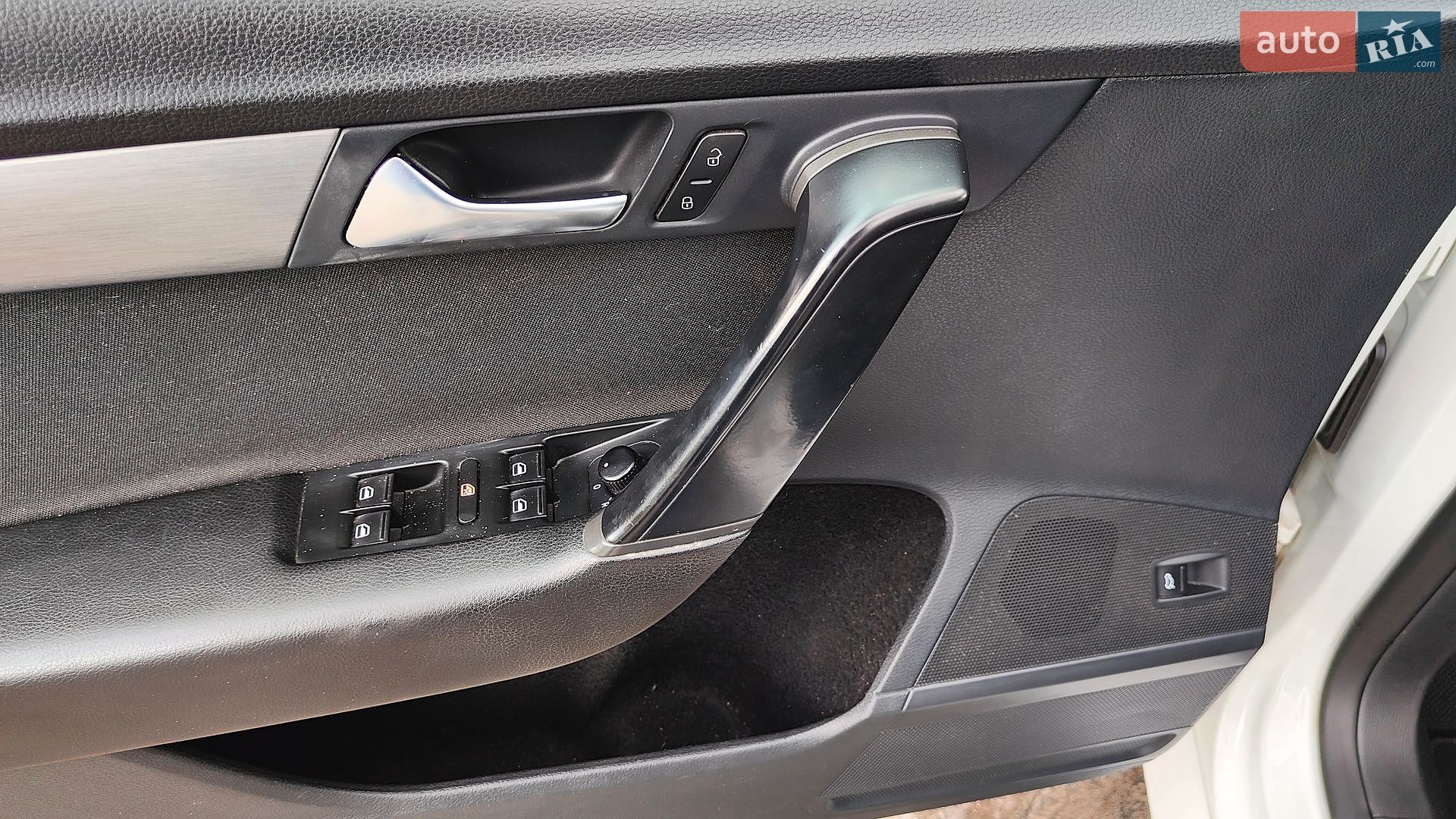 Volkswagen Passat 2012 VIN WVWZZZ3CZDE077684 фото оголошення 31 з 41