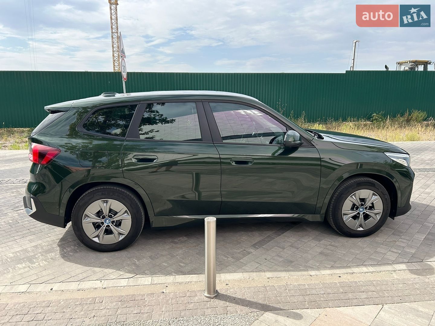 BMW IX1 2023 VIN WBY61EF0905X50509 фото оголошення 7 з 14