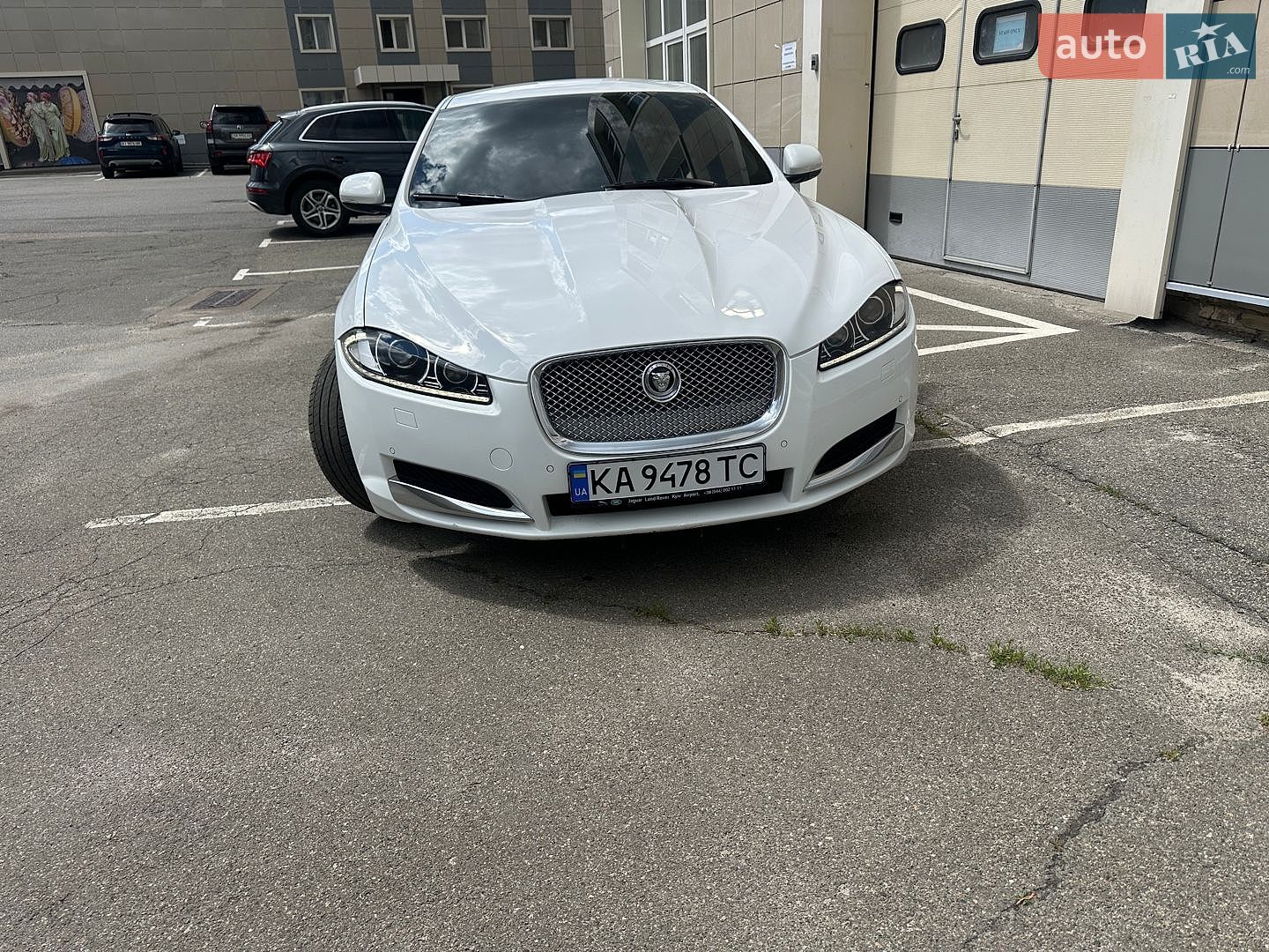 Jaguar XF 2012 VIN SAJAA04H4CFS44674 фото оголошення 5 з 15