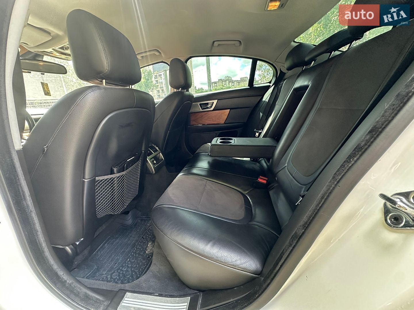 Jaguar XF 2012 VIN SAJAA04H4CFS44674 фото оголошення 8 з 15