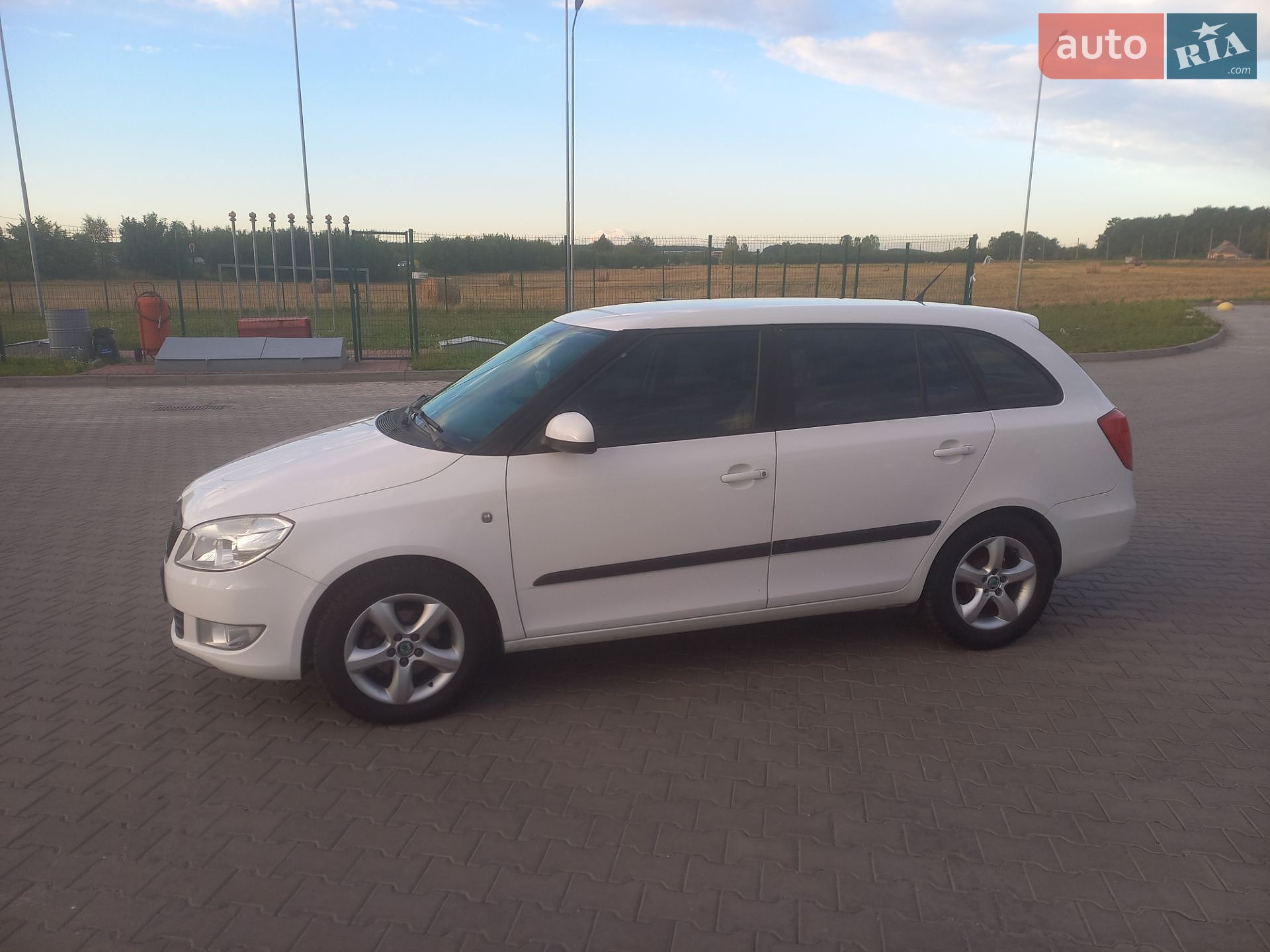 Skoda Fabia 2011 VIN TMBJK25J4B3172075 фото оголошення 5 з 24