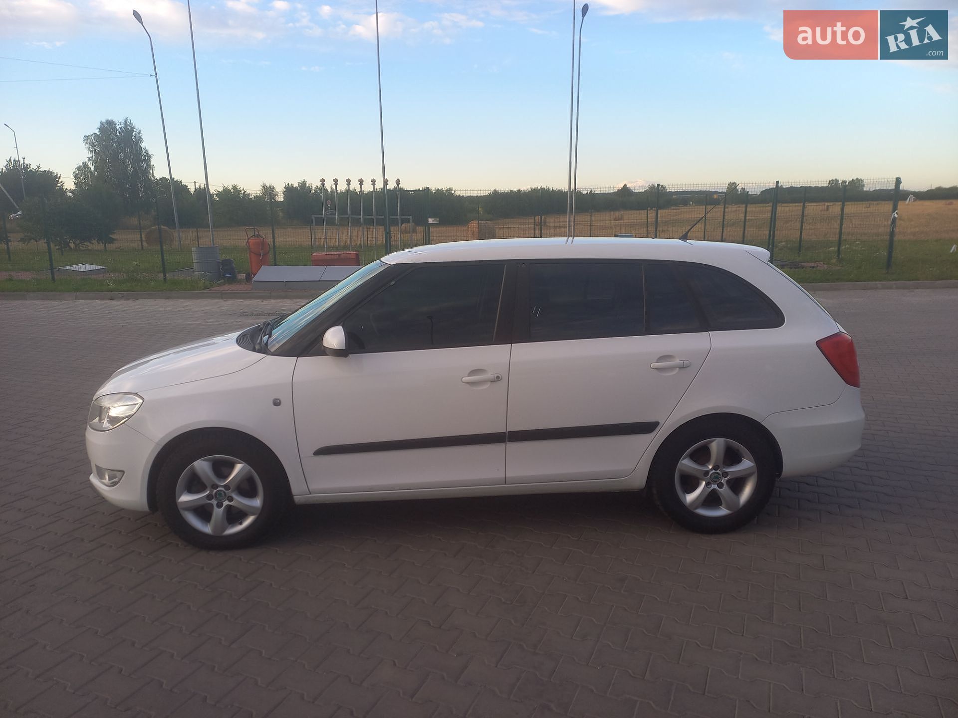 Skoda Fabia 2011 VIN TMBJK25J4B3172075 фото оголошення 6 з 24
