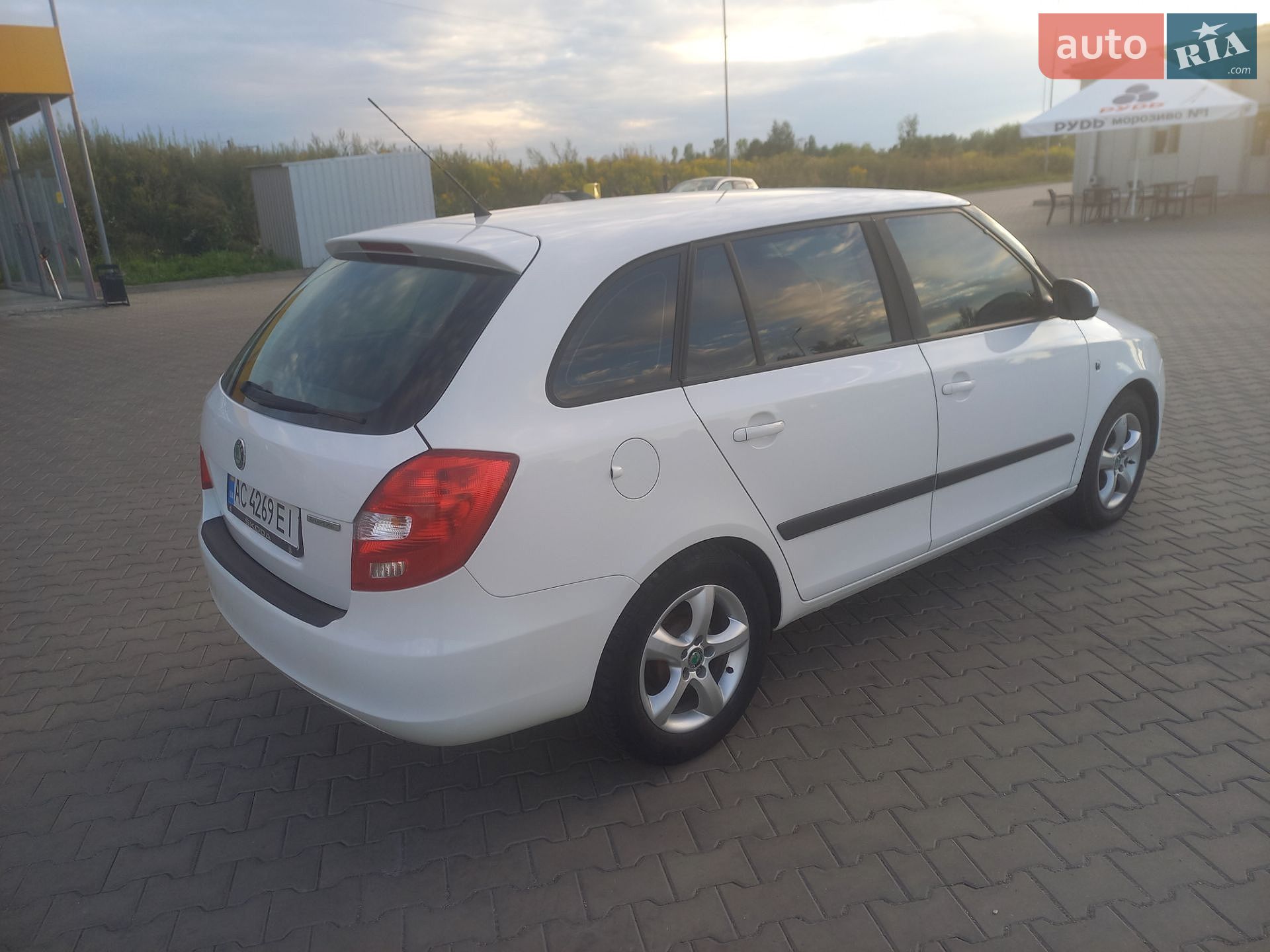 Skoda Fabia 2011 VIN TMBJK25J4B3172075 фото оголошення 12 з 24