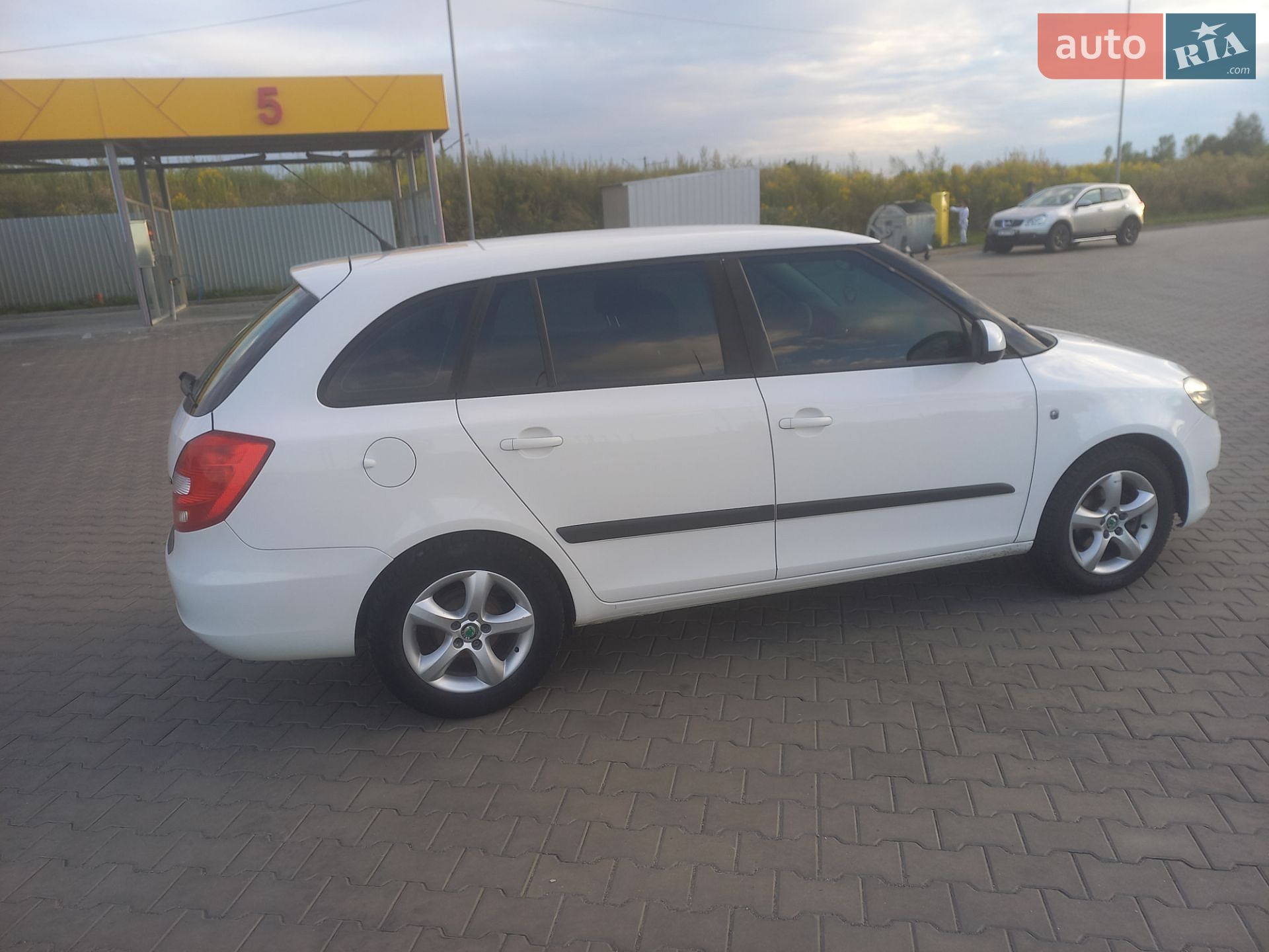 Skoda Fabia 2011 VIN TMBJK25J4B3172075 фото оголошення 13 з 24
