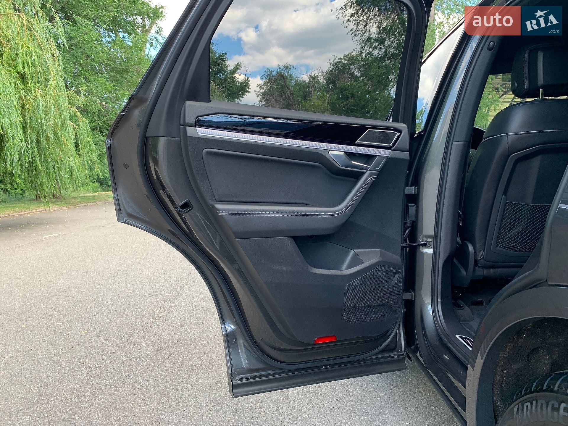 Volkswagen Touareg 2022 VIN WVGZZZCRZND029974 фото оголошення 38 з 49