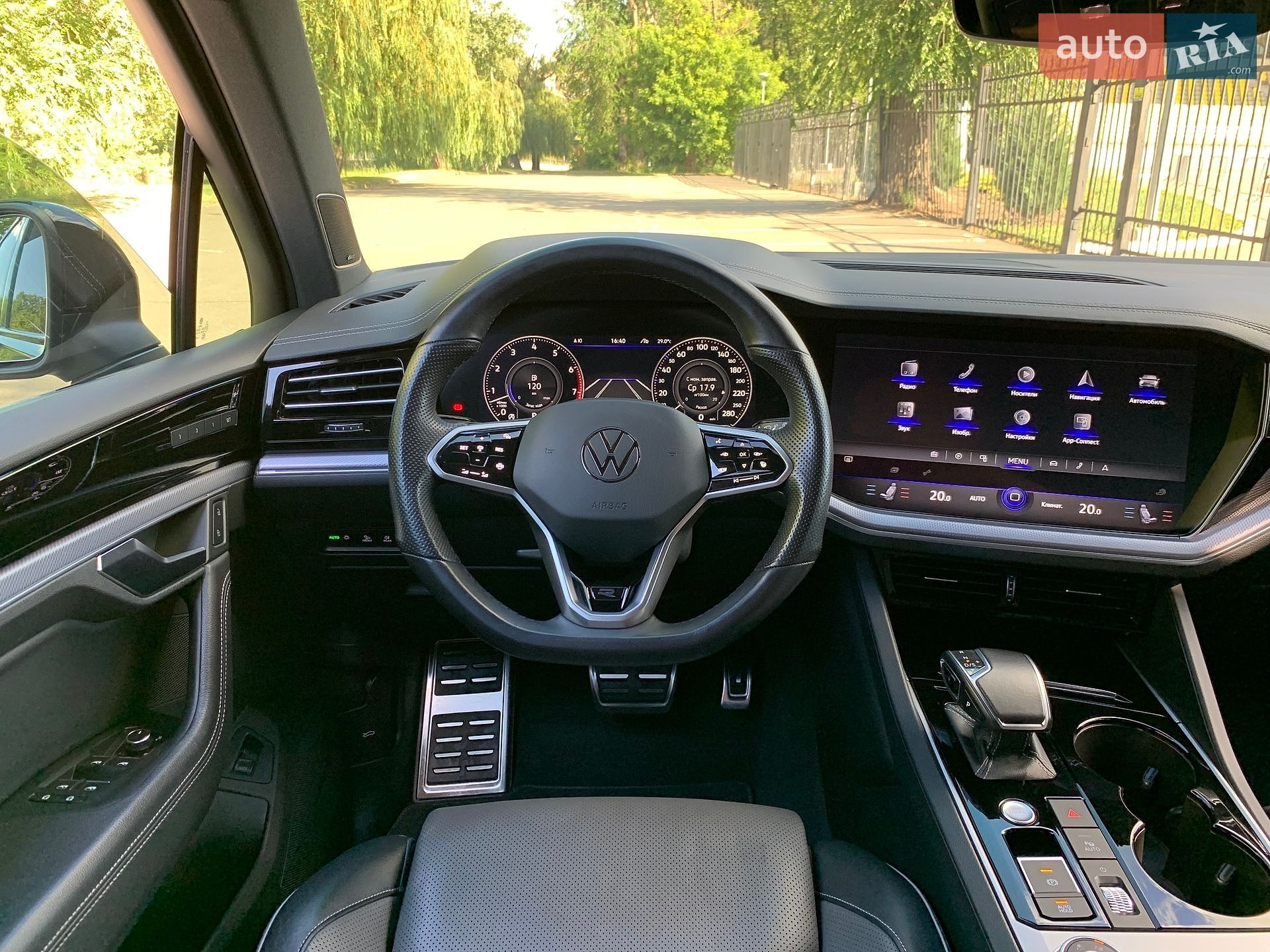 Volkswagen Touareg 2022 VIN WVGZZZCRZND029974 фото оголошення 34 з 49