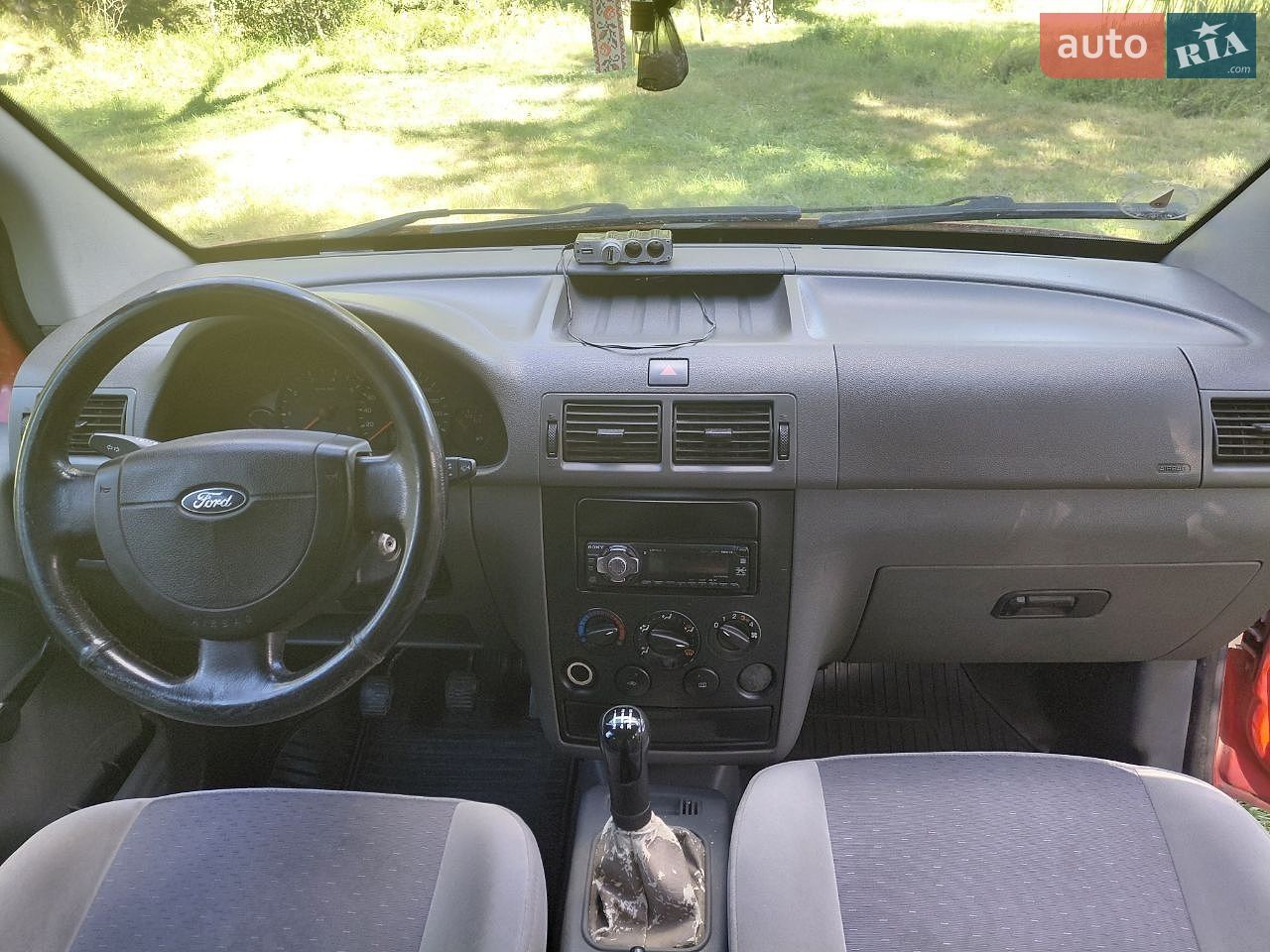 Ford Transit Connect 2004 VIN WF0UXXTTPU4L37757 фото оголошення 28 з 37
