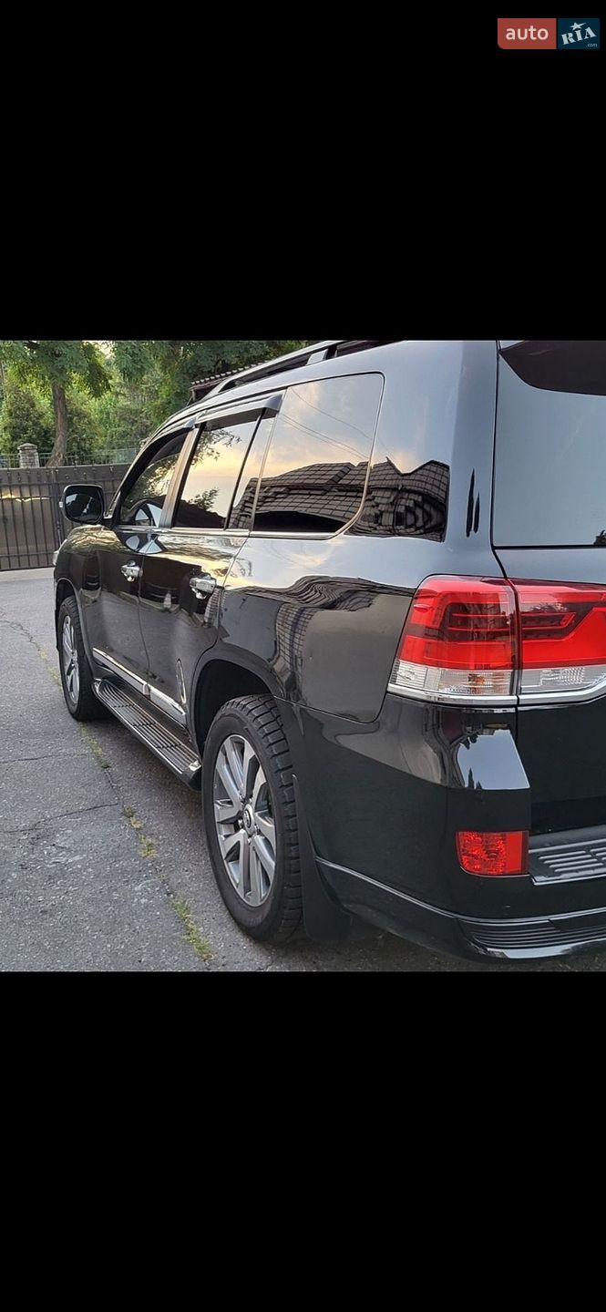 Toyota Land Cruiser 2019 VIN JTMCV02JX04273931 фото оголошення 13 з 18