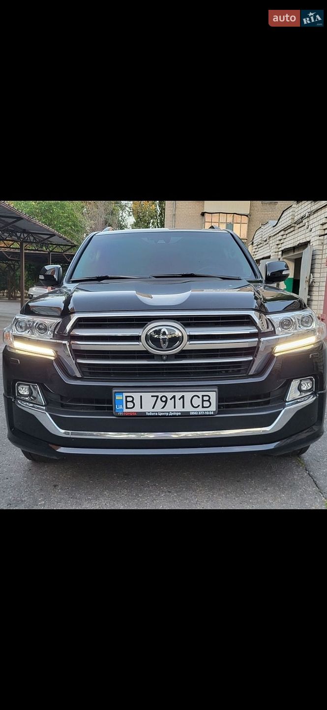 Toyota Land Cruiser 2019 VIN JTMCV02JX04273931 фото оголошення 17 з 18