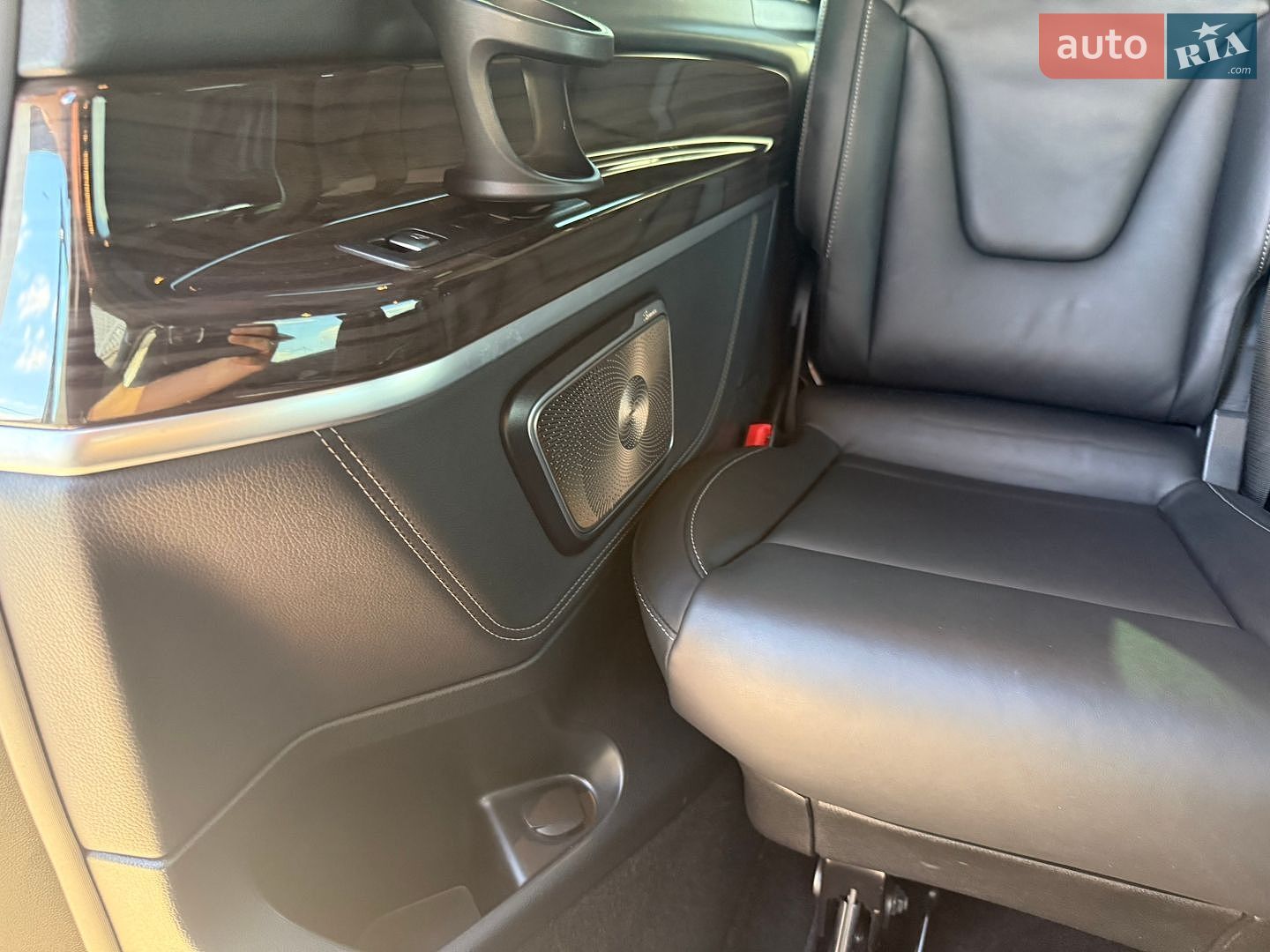Mercedes-Benz V-Class 2022 VIN W1V44781314113804 фото оголошення 35 з 35