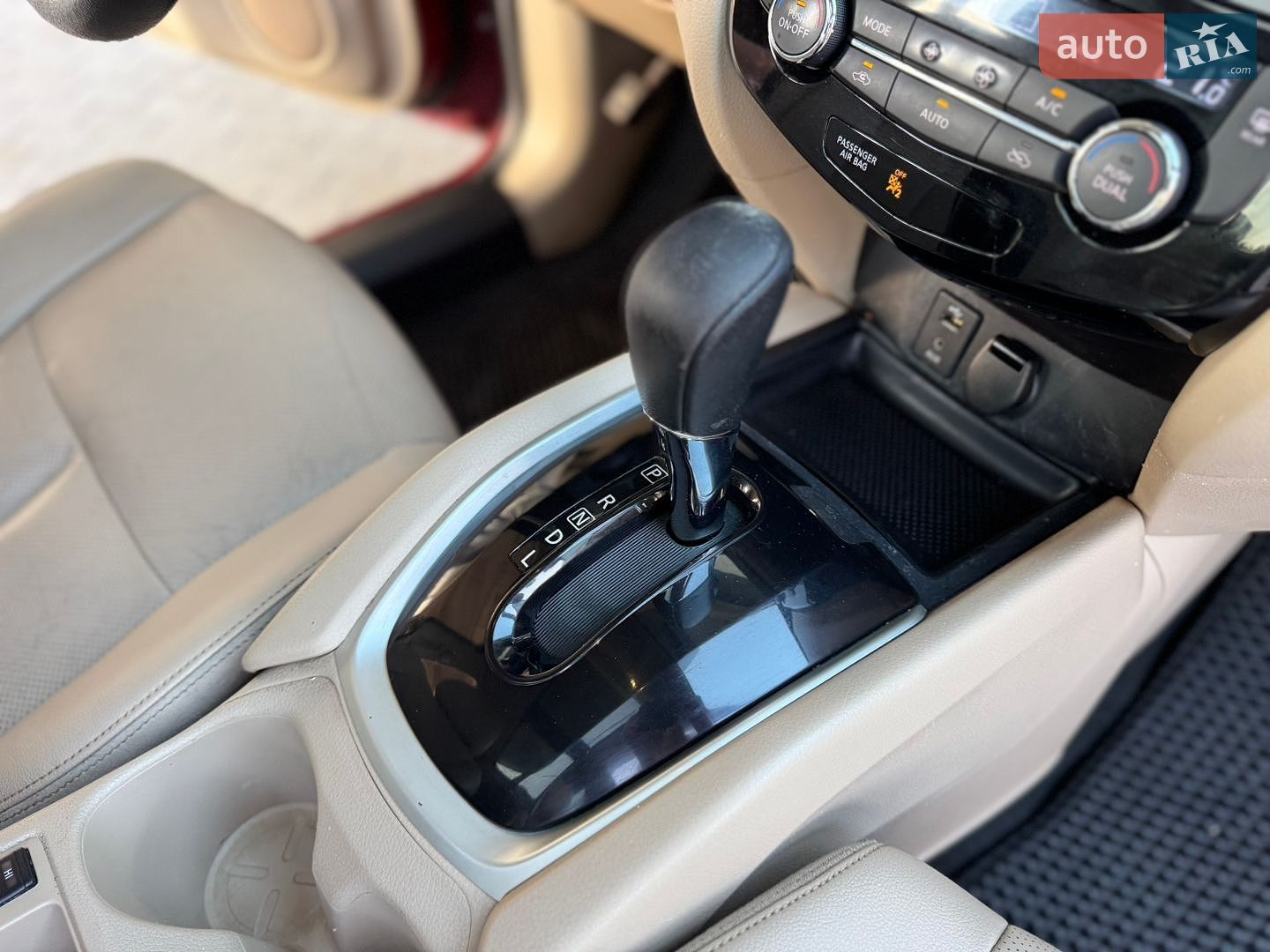 Nissan Rogue 2015 VIN 5N1AT2MV2GC768919 фото оголошення 58 з 59