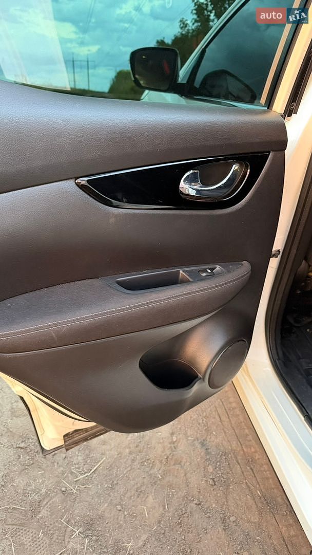 Nissan Qashqai 2018 VIN SJNFEAJ11U2400198 фото оголошення 16 з 24