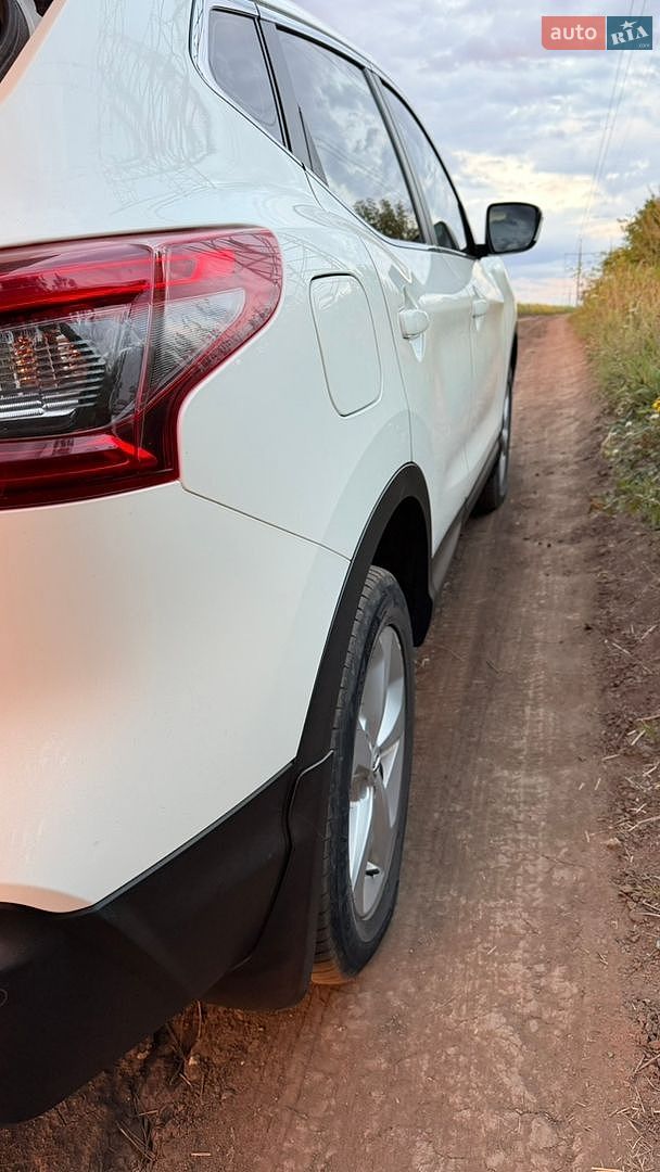 Nissan Qashqai 2018 VIN SJNFEAJ11U2400198 фото оголошення 17 з 24