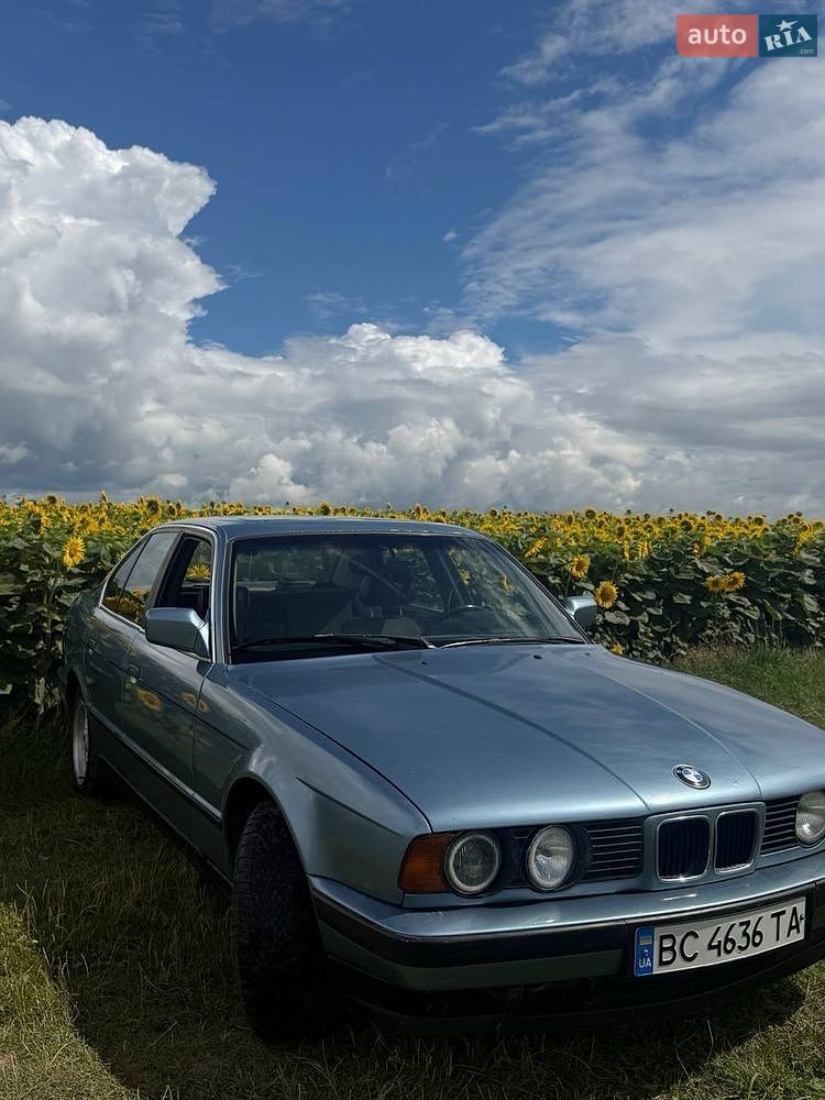 BMW 5 Series 1990 VIN WBAHC110X0BC55094 фото оголошення 2 з 9