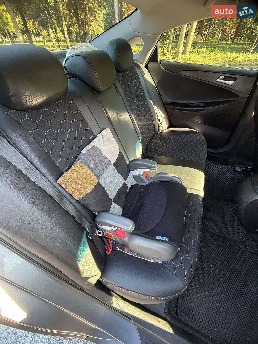 Hyundai Sonata 2010 VIN KMHEB41BABA186896 фото оголошення 29 з 53
