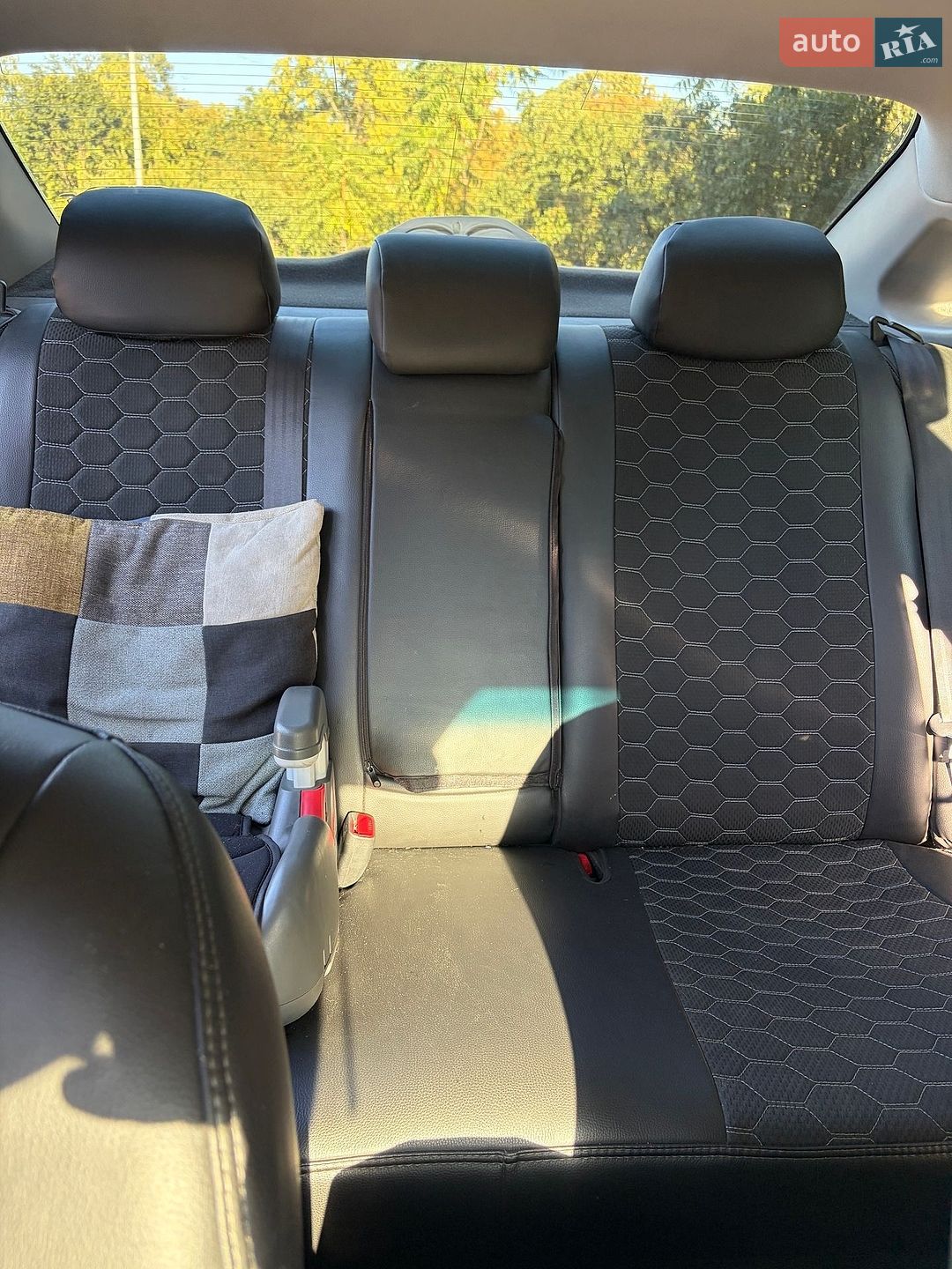 Hyundai Sonata 2010 VIN KMHEB41BABA186896 фото оголошення 30 з 53