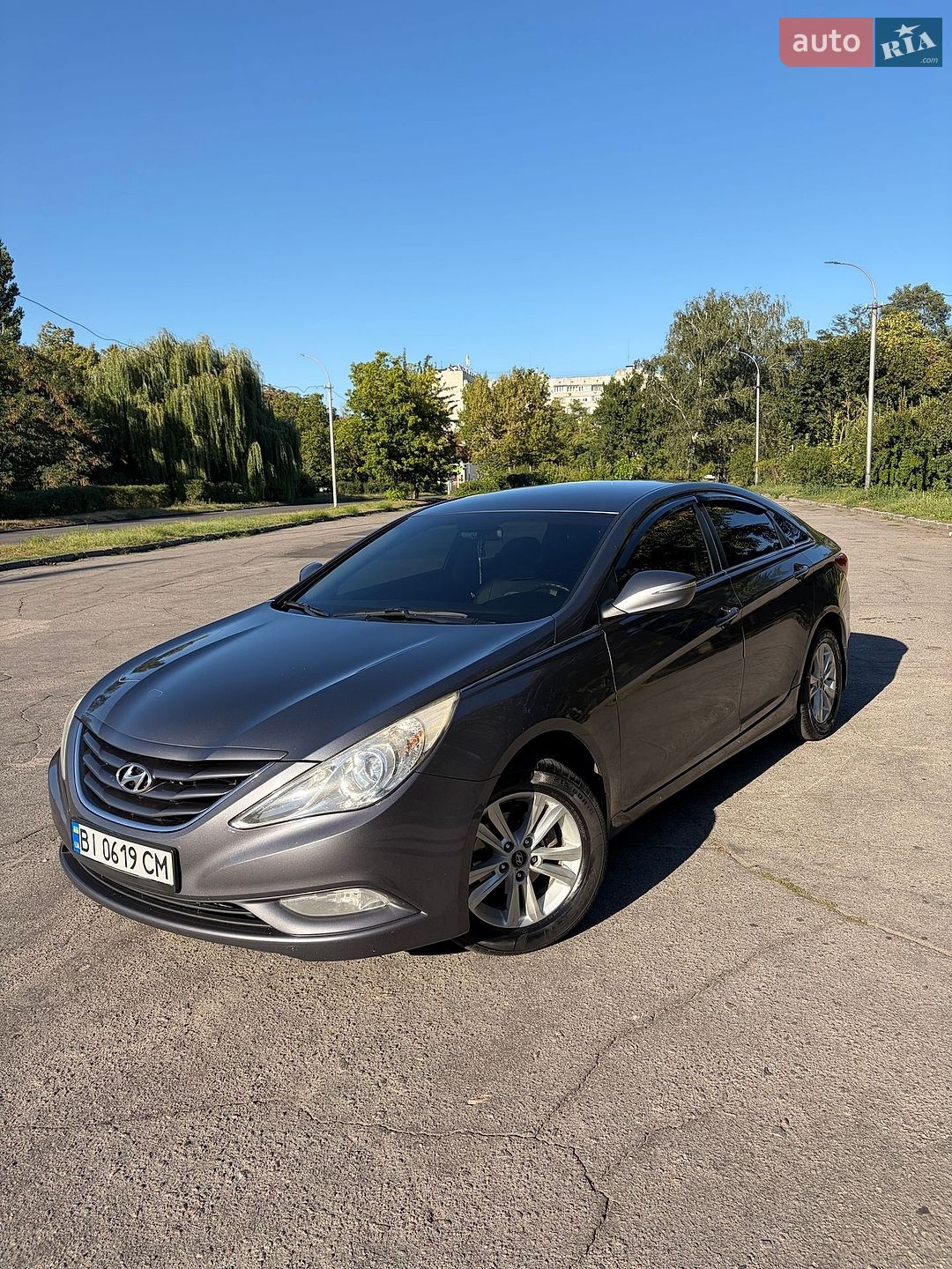 Hyundai Sonata 2010 VIN KMHEB41BABA186896 фото оголошення 4 з 53