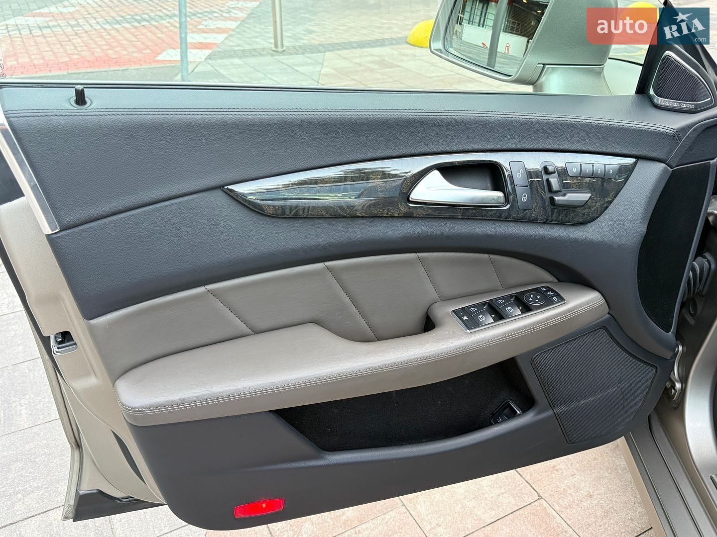 Mercedes-Benz CLS-Class 2011 VIN WDD2183911A030642 фото оголошення 14 з 41