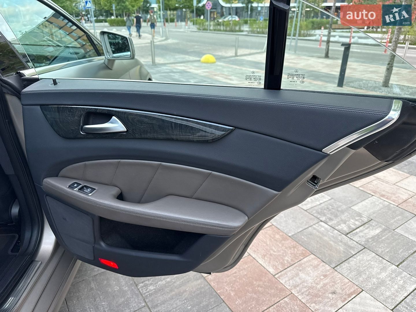 Mercedes-Benz CLS-Class 2011 VIN WDD2183911A030642 фото оголошення 26 з 41