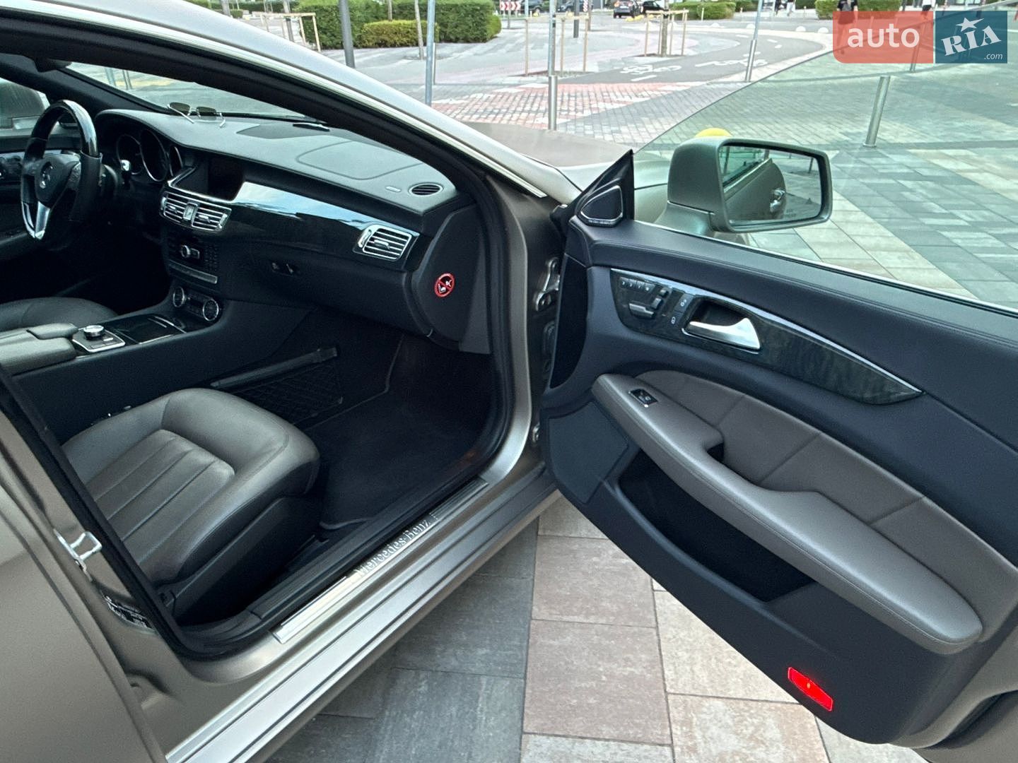 Mercedes-Benz CLS-Class 2011 VIN WDD2183911A030642 фото оголошення 34 з 41