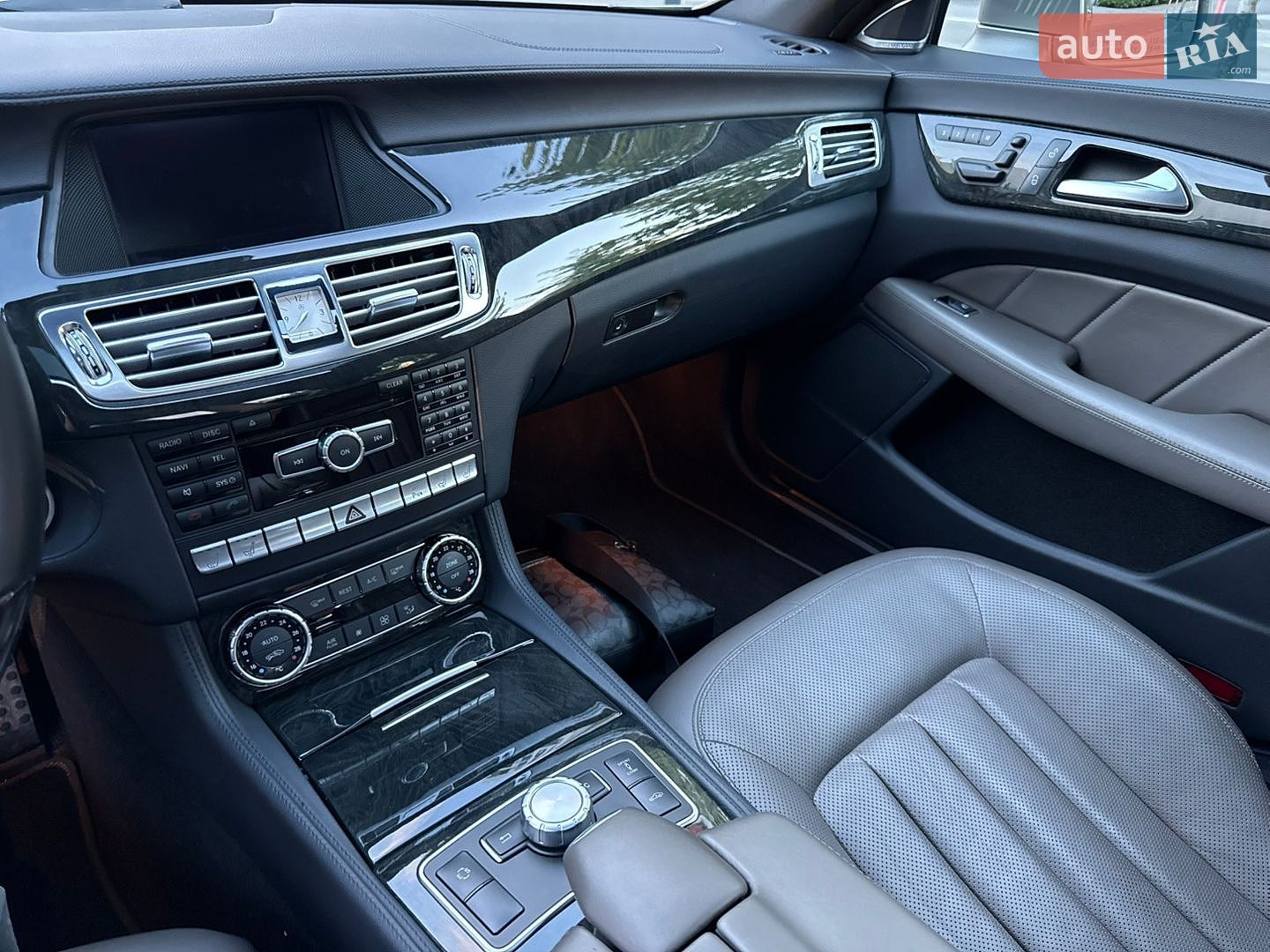 Mercedes-Benz CLS-Class 2011 VIN WDD2183911A030642 фото оголошення 38 з 41