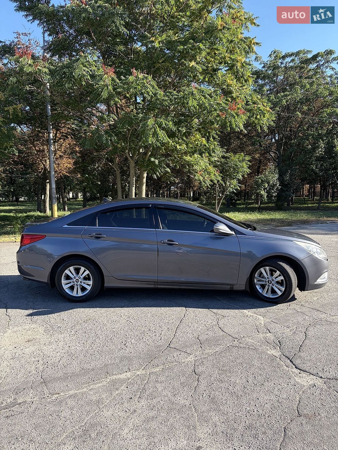 Hyundai Sonata 2010 VIN KMHEB41BABA186896 фото оголошення 7 з 53