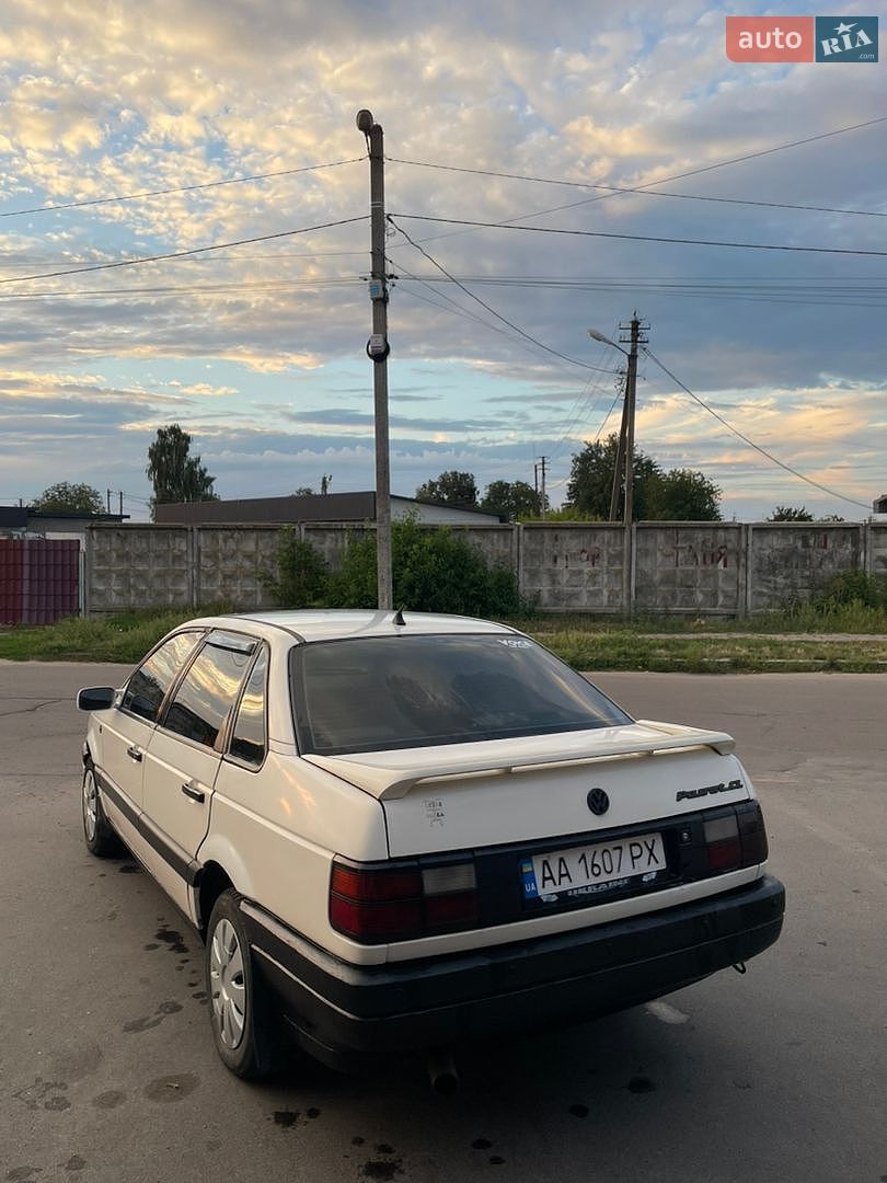Volkswagen Passat 1990 VIN WVWZZZ31ZLE063161 фото оголошення 11 з 21