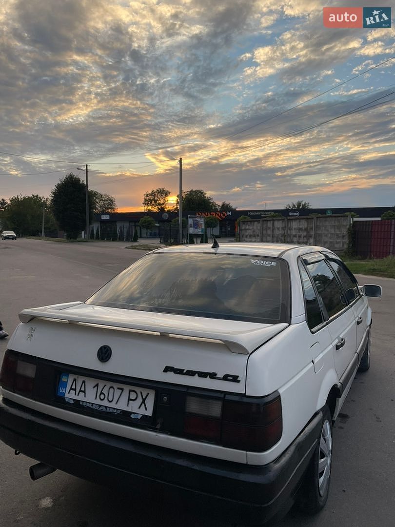 Volkswagen Passat 1990 VIN WVWZZZ31ZLE063161 фото оголошення 13 з 21