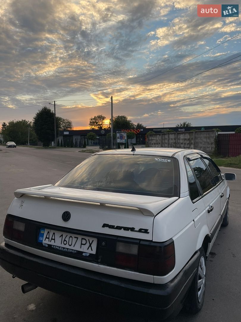 Volkswagen Passat 1990 VIN WVWZZZ31ZLE063161 фото оголошення 15 з 21