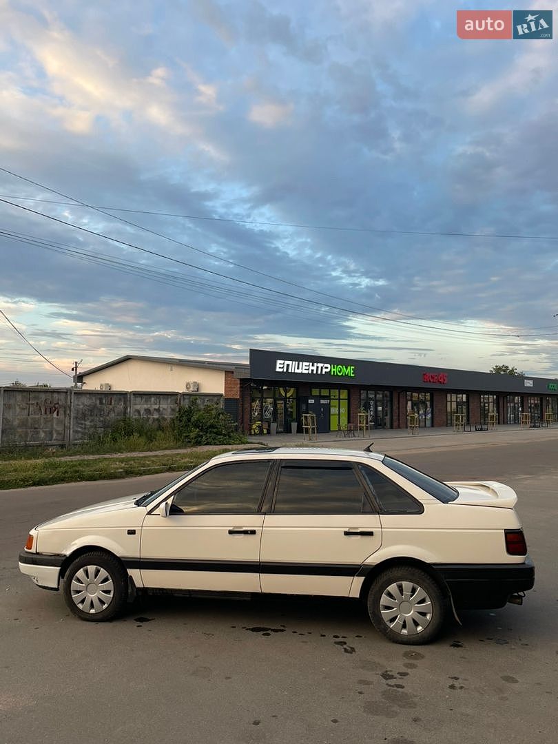 Volkswagen Passat 1990 VIN WVWZZZ31ZLE063161 фото оголошення 18 з 21