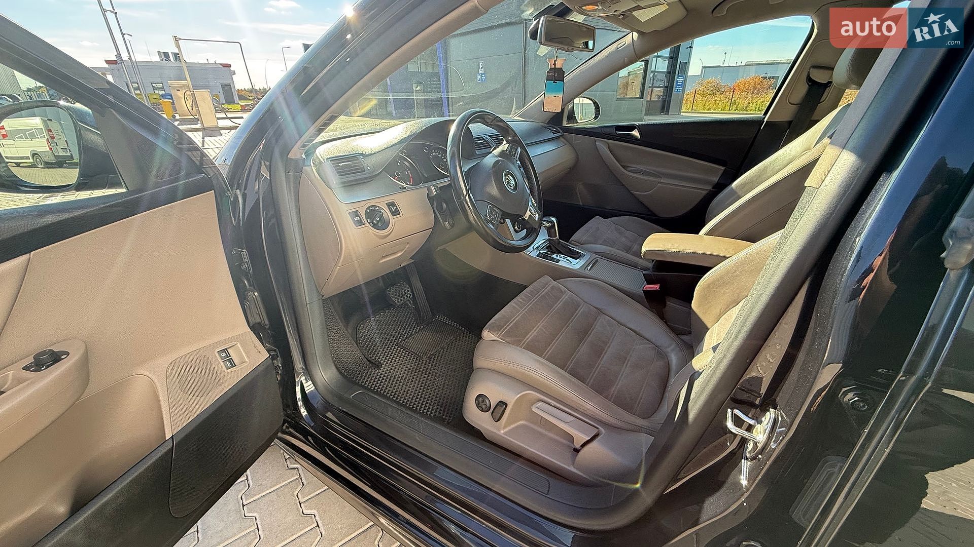 Volkswagen Passat 2010 VIN WVWZZZ3CZAE106799 фото оголошення 25 з 26