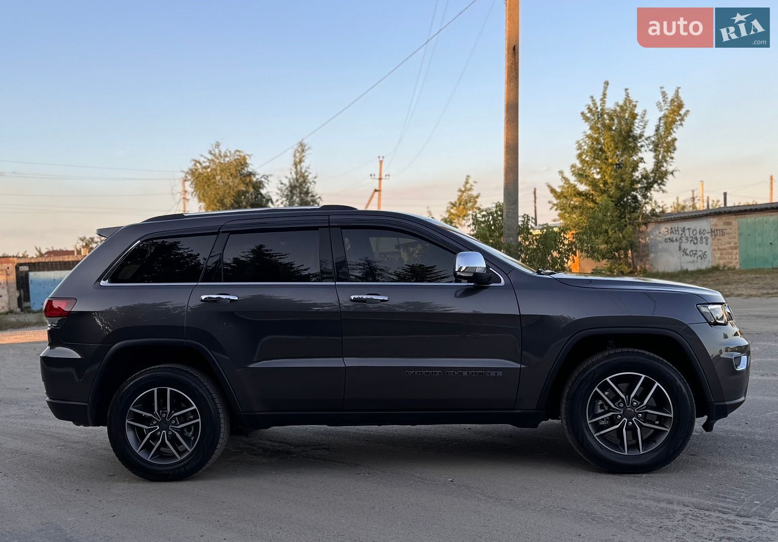 Jeep Grand Cherokee 2021 VIN 1C4RJFBGXMC670967 фото оголошення 7 з 32