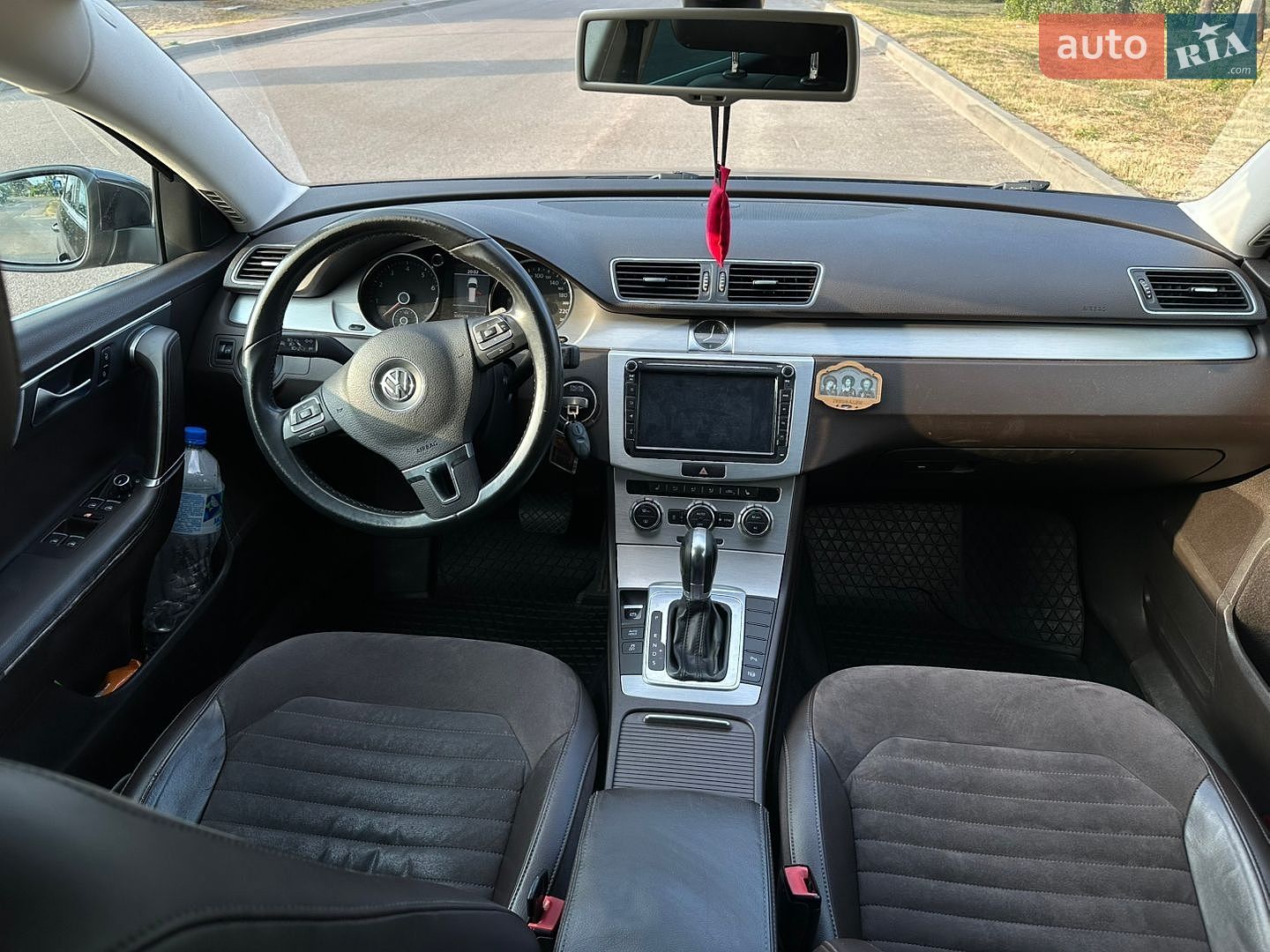 Volkswagen Passat 2011 VIN WVWZZZ3CZCE112710 фото оголошення 7 з 9